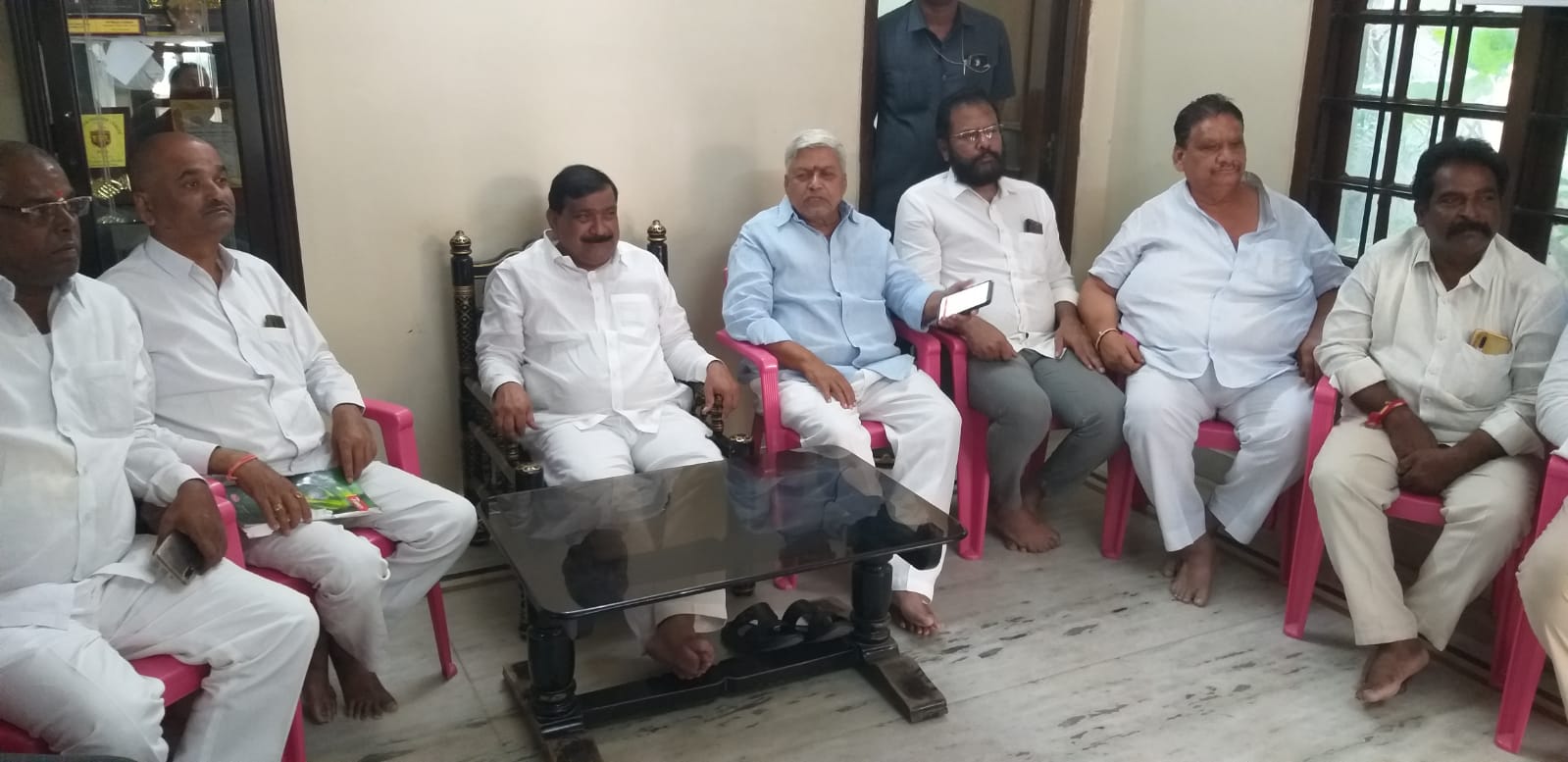 కాంగ్రెస్ ను 'గ్యారెంటీ'గా నమ్మరు..!