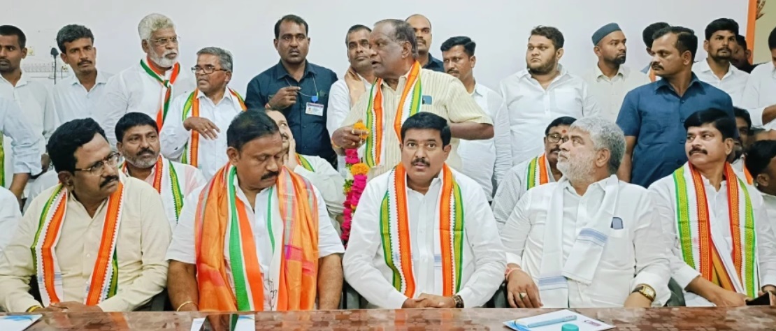 గెలుపు హస్తగతమే..!