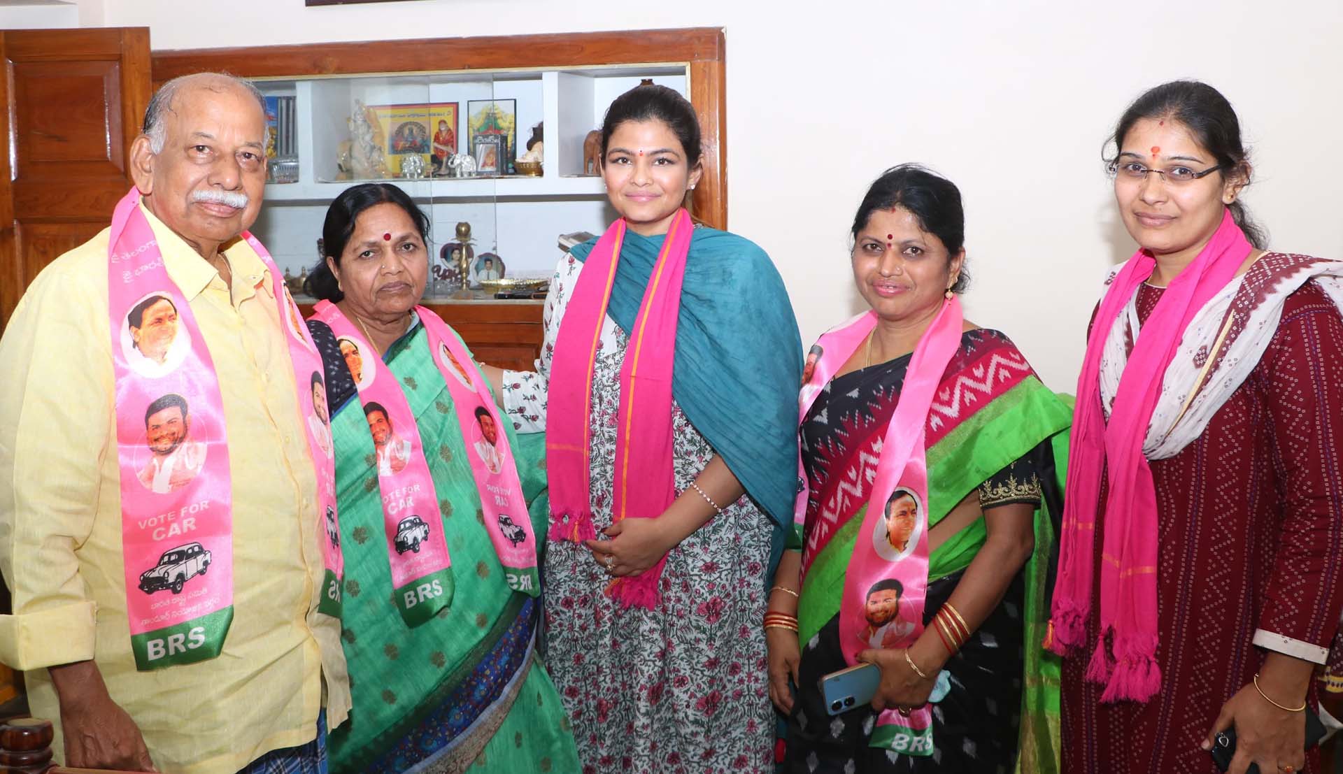 బీఅర్ఎస్ లో చేరిన రిటైర్డ్ ఇంజినీర్ జిన్గుర్తి అనంతయ్య