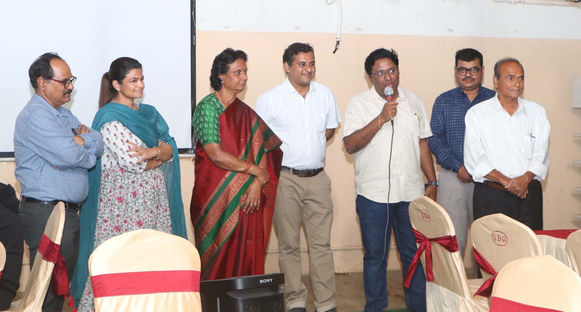 పైలెట్ కు డాక్టర్లు అందరు సహకరించాలి