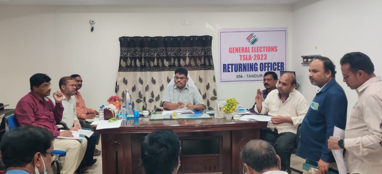 సమస్యాత్మక కేంద్రాల్లో పోలీసు బందోస్తు
