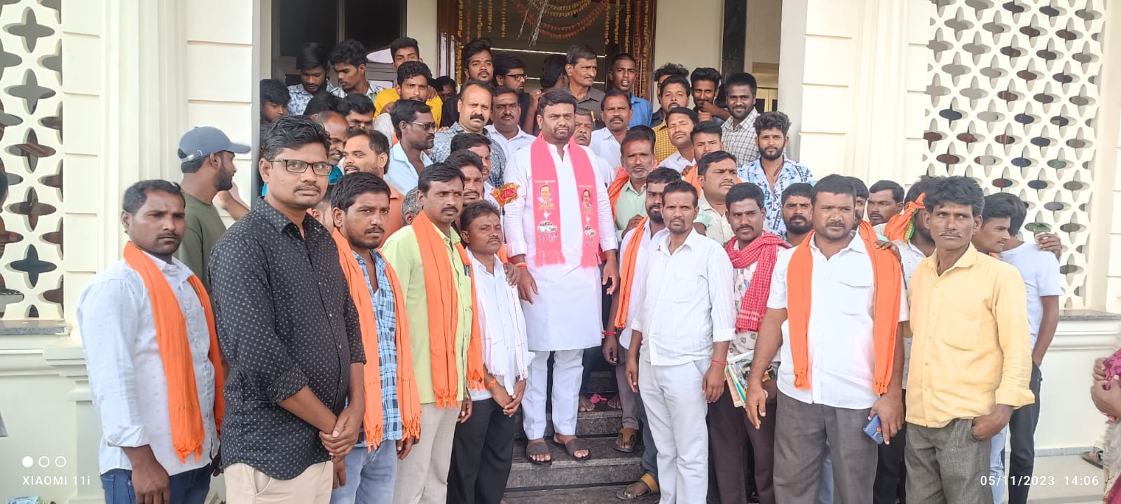 ఆంజనేయ ఆలయ నిర్మాణానికి తోడ్పాటు