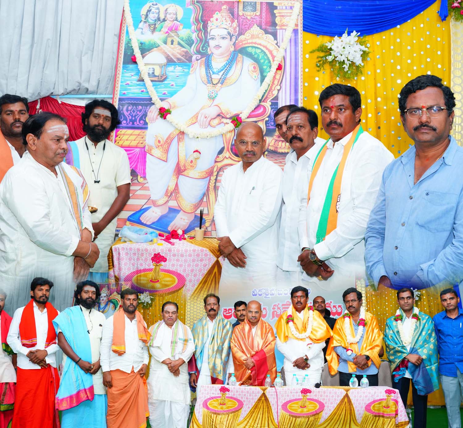 కాంగ్రెస్‌తోనే అన్ని వర్గాల అభ్యున్నతి