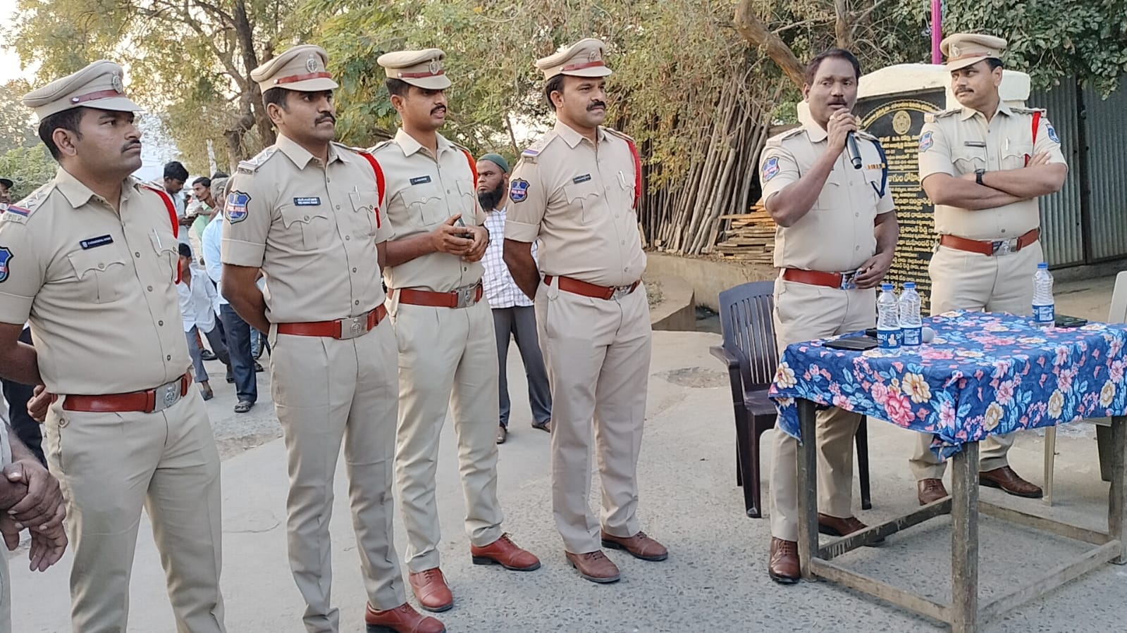 సైబర్ నేరాలపై అవగాహన కలిగి ఉండాలి