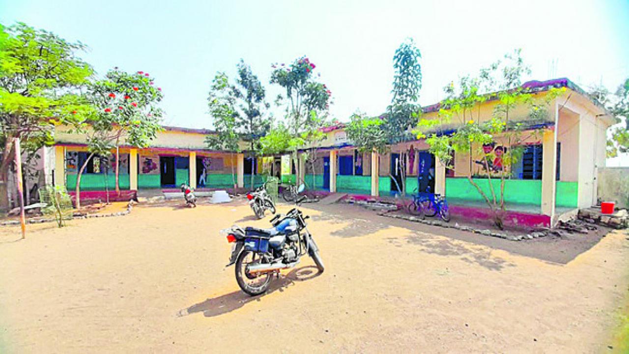 సర్కారు బడుల్లో ఎన్నికలు..!