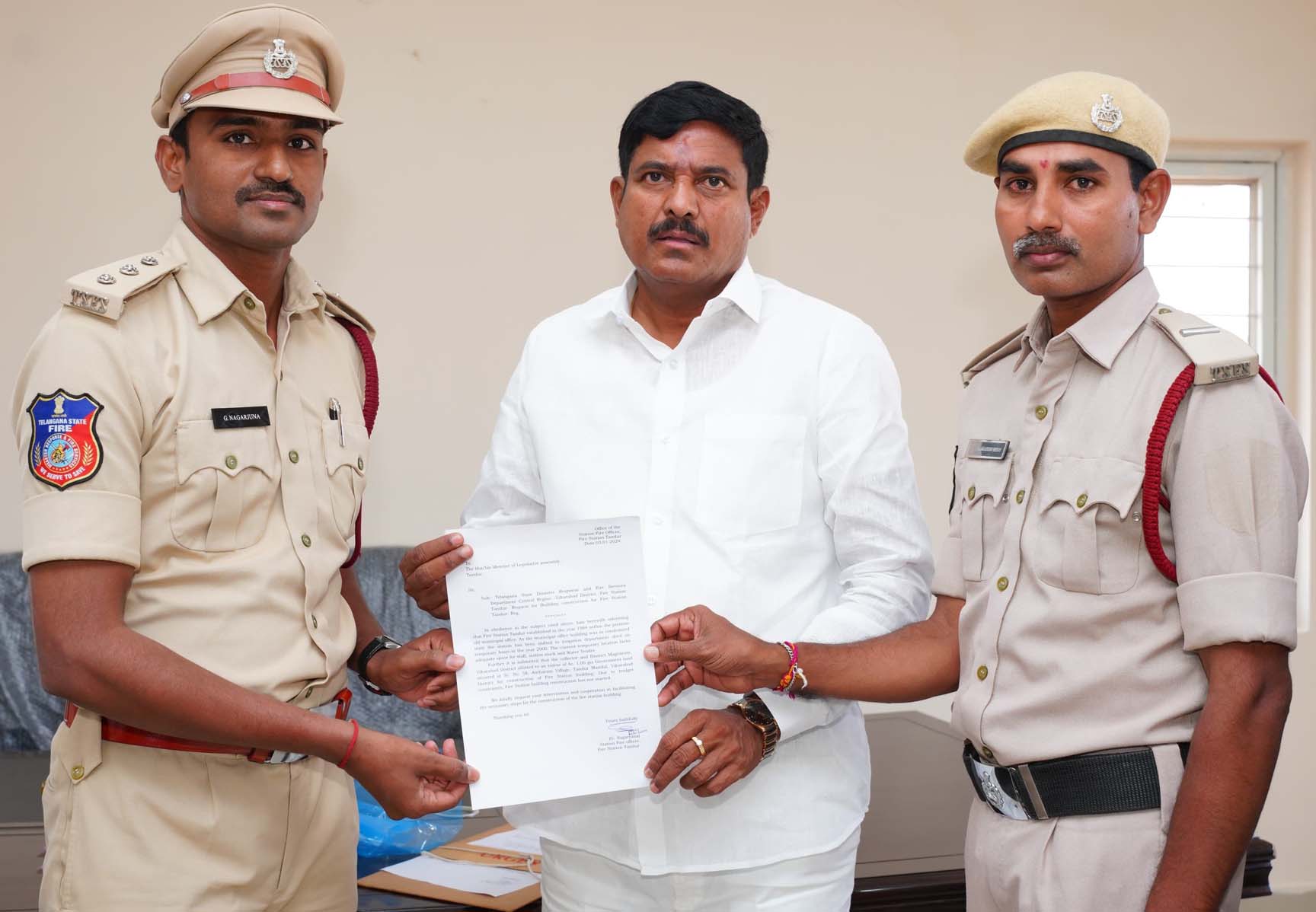ఫైర్ స్టేషన్ భవనం ఏర్పాటుకు కృషి