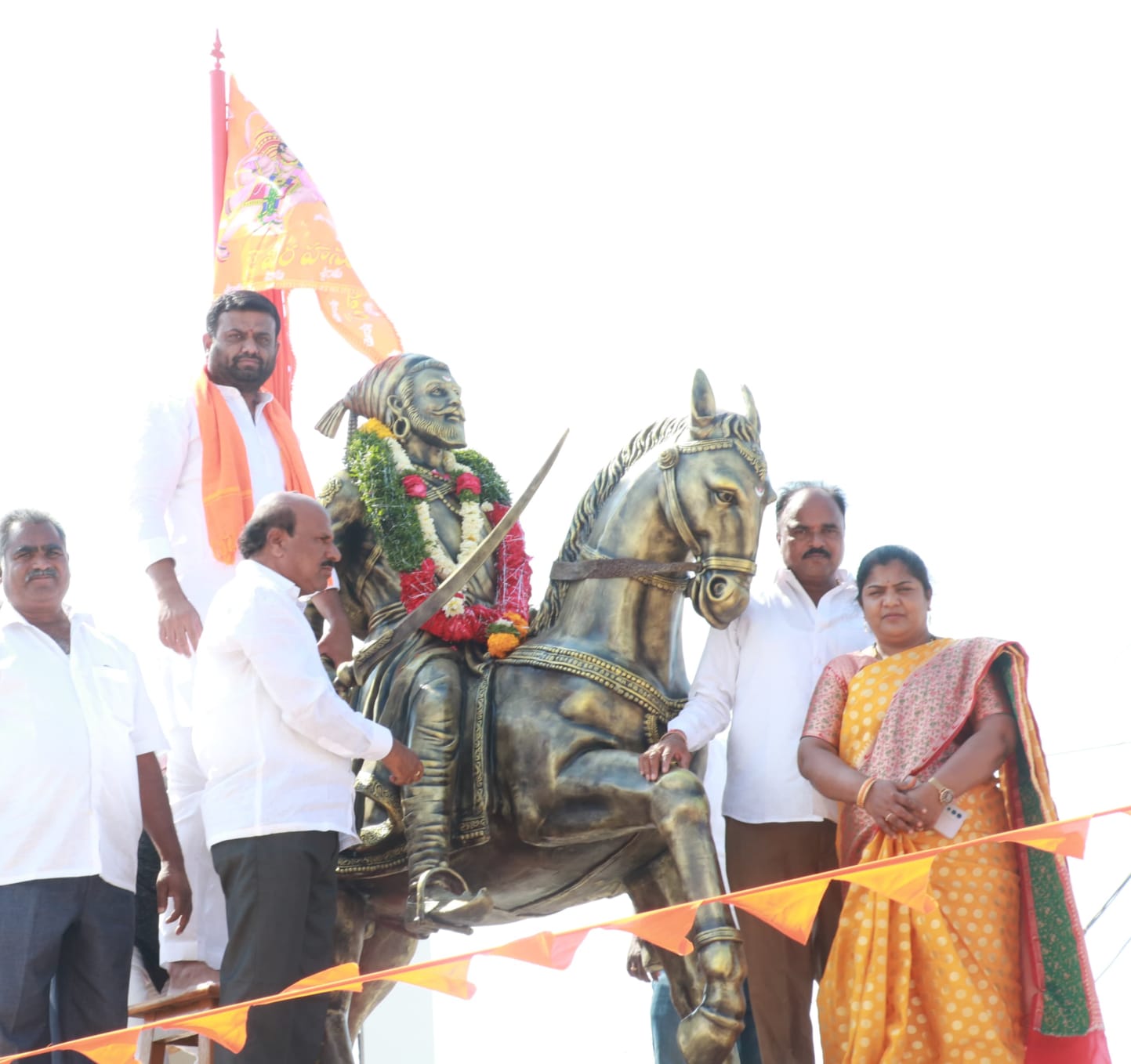 ఆదర్శప్రాయుడు శివాజీ మహారాజ్