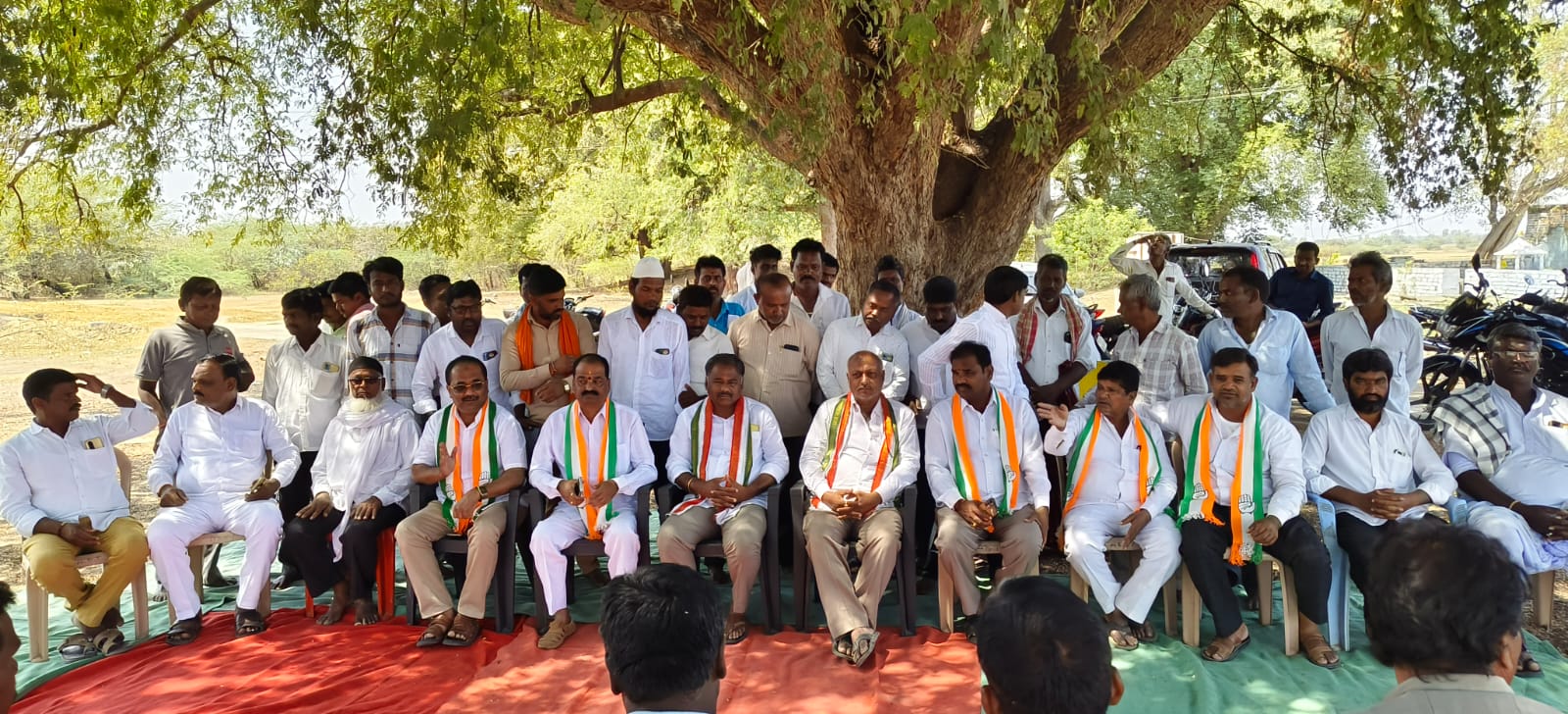 యాలాల కాంగ్రెస్‌లో కుంపటి..!