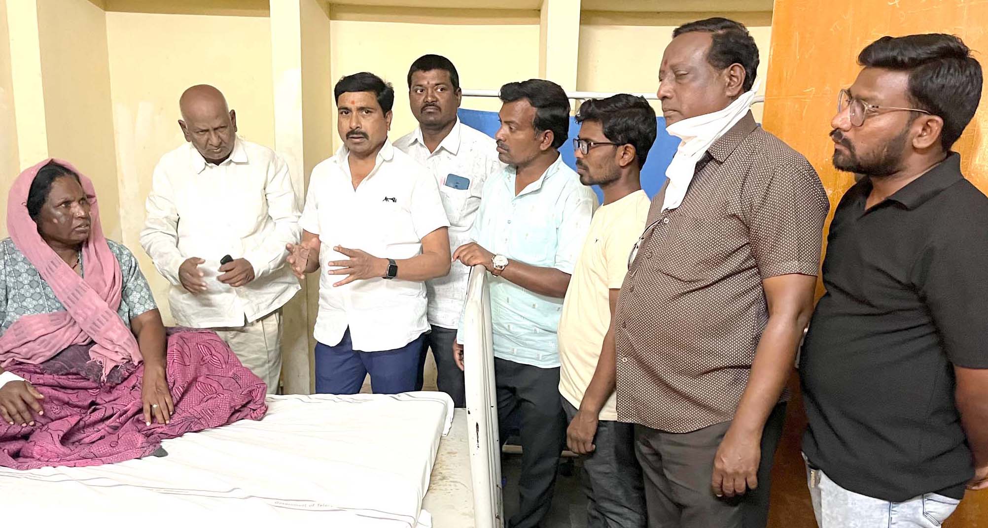 సిలిండర్ ప్రమాద బాధితులను ఆదుకోవాలి