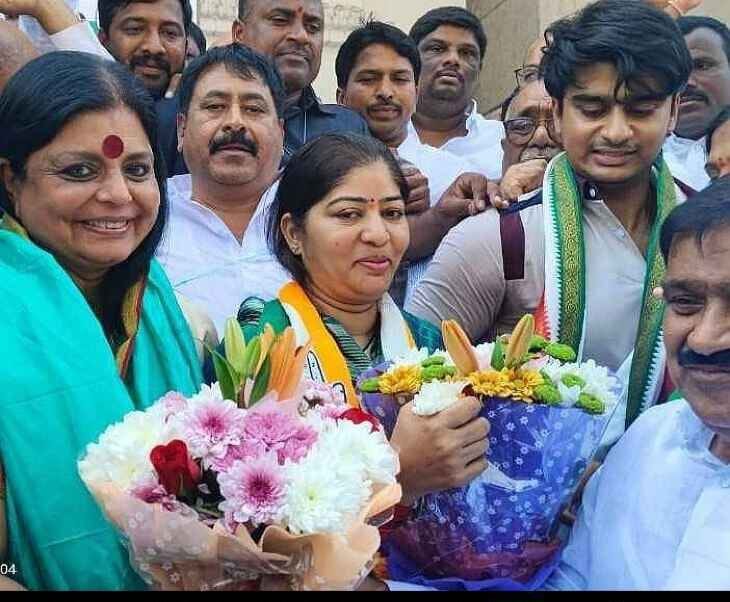 హస్తం గూటికి చేరిన సునీతమ్మ
