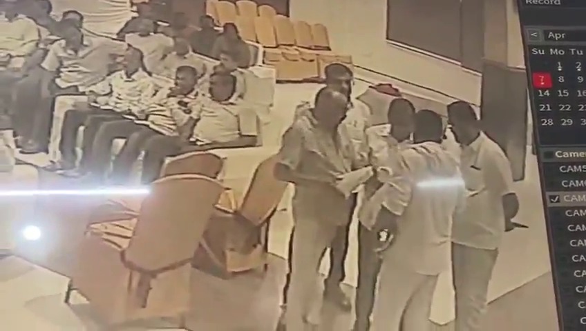 106 మంది ప్రభుత్వ ఉద్యోగుల సస్పెండ్‌