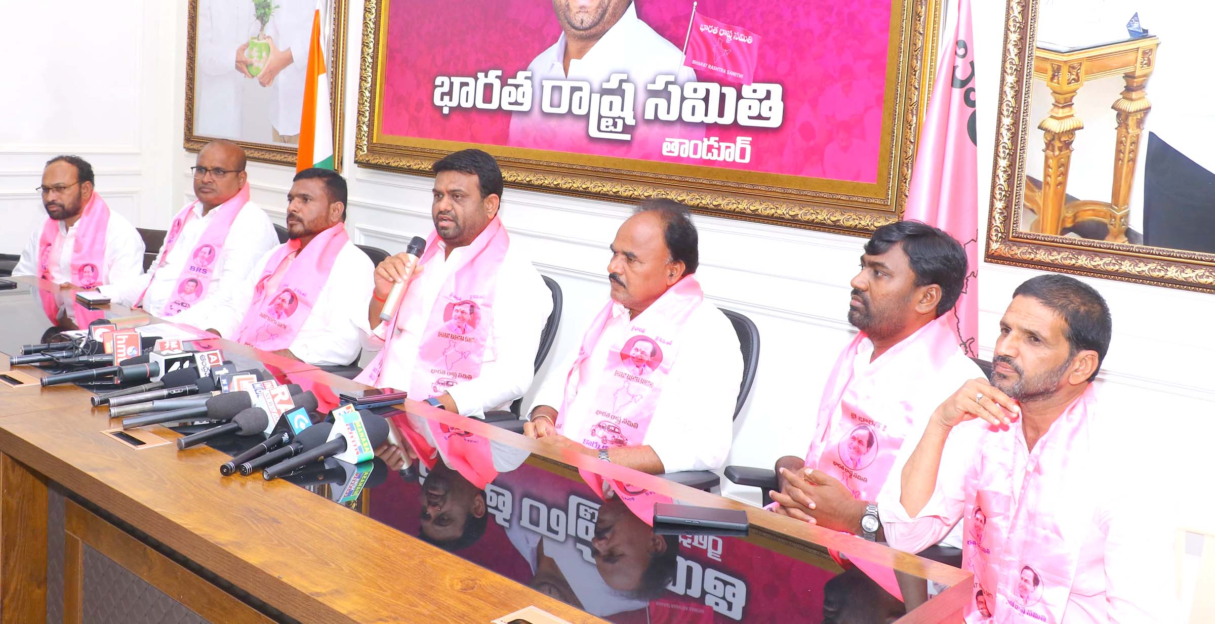 వికారాబాద్‌ జిల్లా రద్దుకు కుట్ర