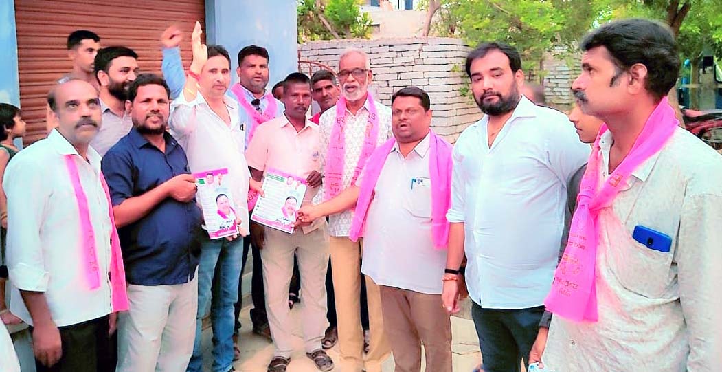 కాంగ్రెస్, బీజేపీలకు ఓటుతో బుద్ది చెప్పాలి