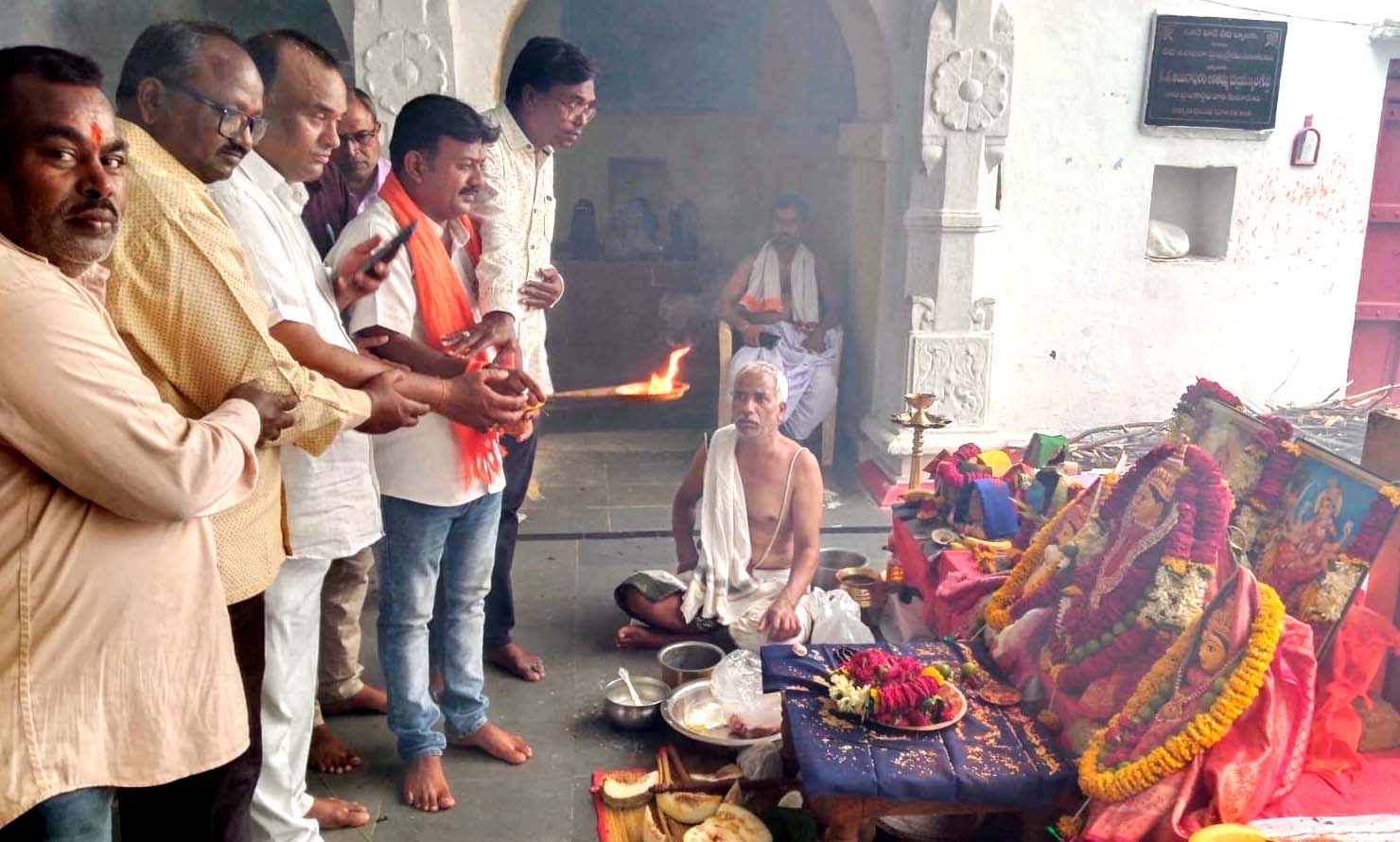 కరణించు వాసవీమాత..!