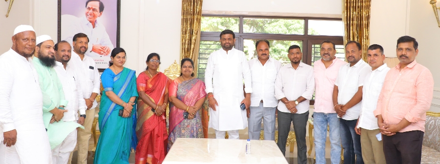 మీతోనే ఉంటాం.. బీఆర్ఎస్ లోనే ఉంటాం..!