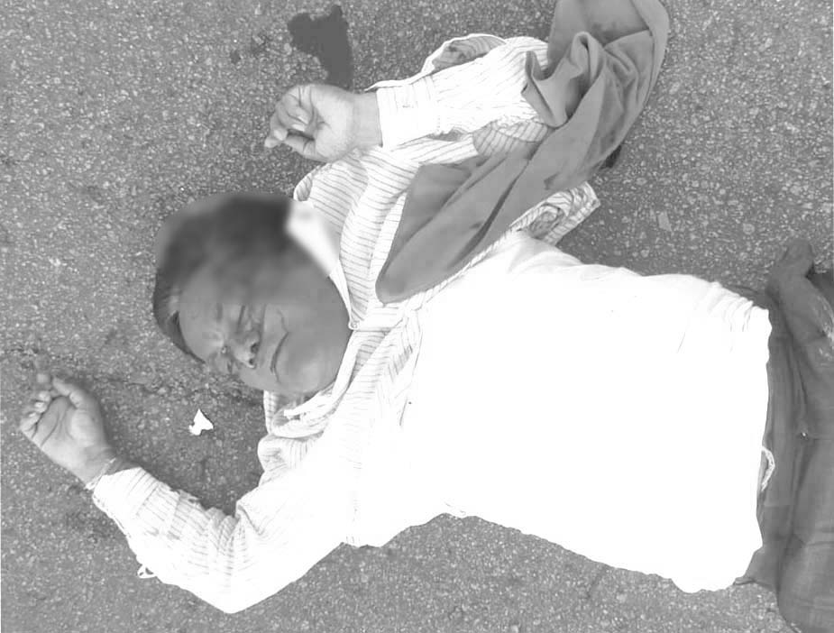రెండు భైకులు ఢీ..!