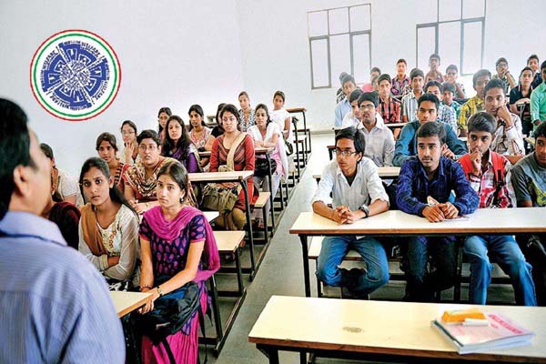 టెన్త్‌ ఫేయిల్ స్టూడెంట్స్‌కు ఫ్రీ కోచింగ్