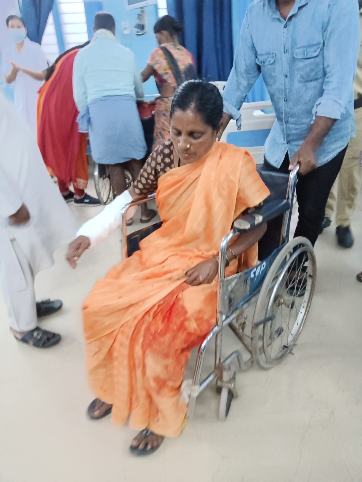 మత్తులో టక్కర్..!
