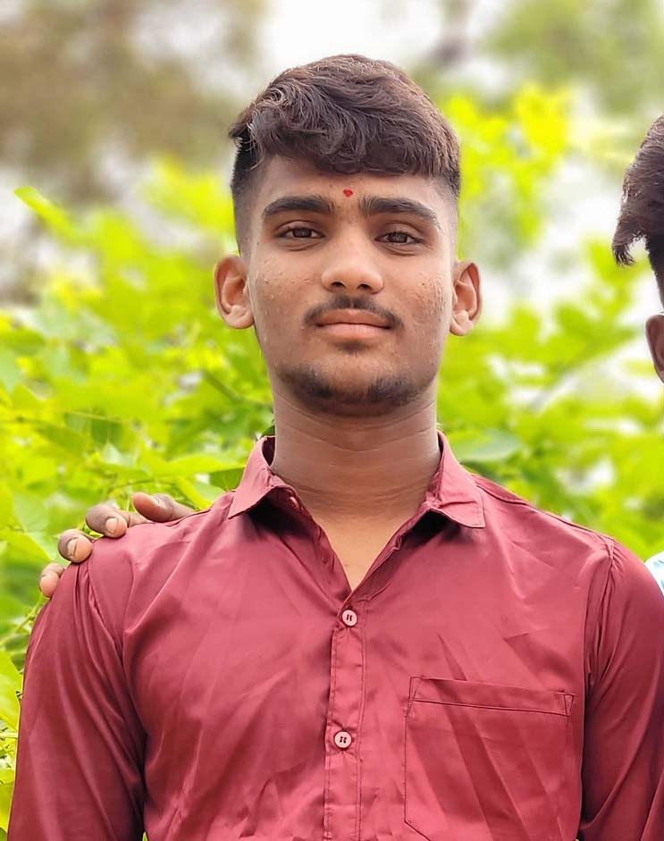 పొలం కంచె యమపాశమై..!