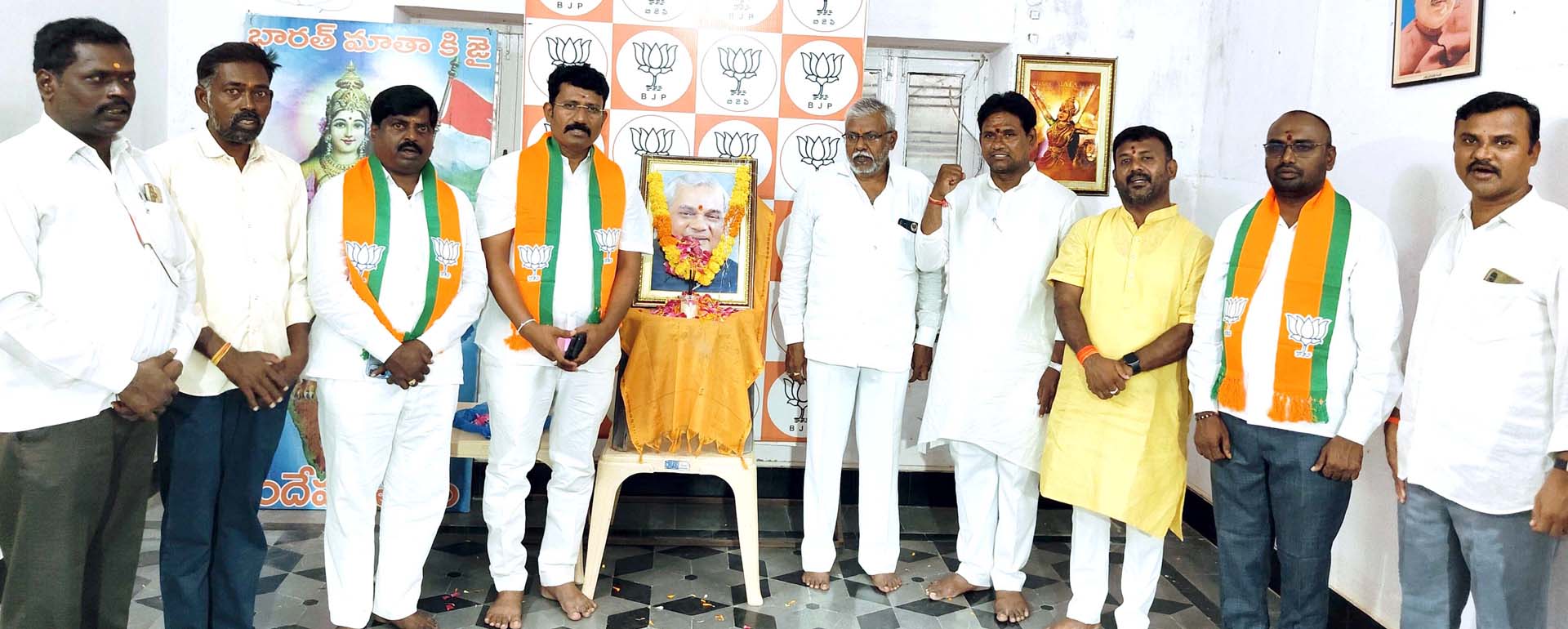 అజాత శత్రువు అటల్ వాజ్ పేయి