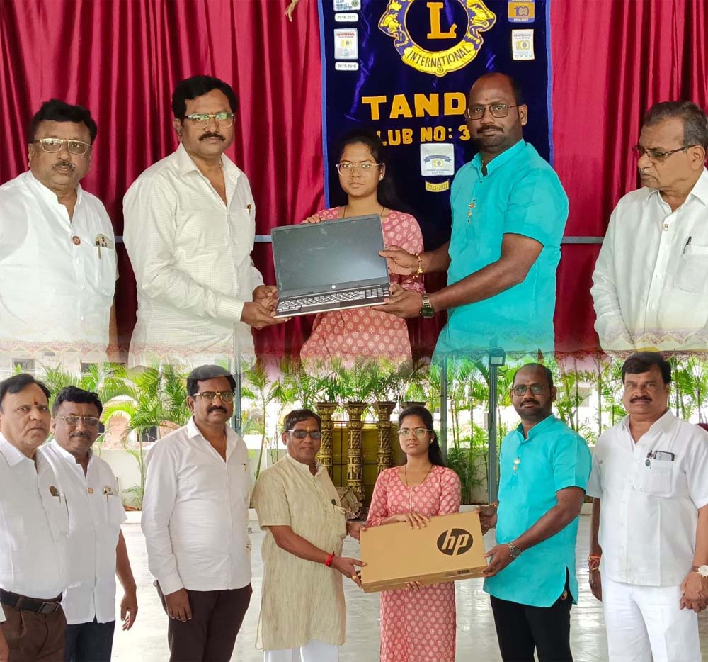 బీద విద్యార్ధి భవితకు తోడ్పాటు