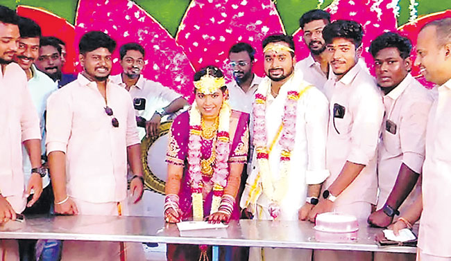 హస్బెండ్‌కు ఫుల్ ఫ్రీడమ్..!
