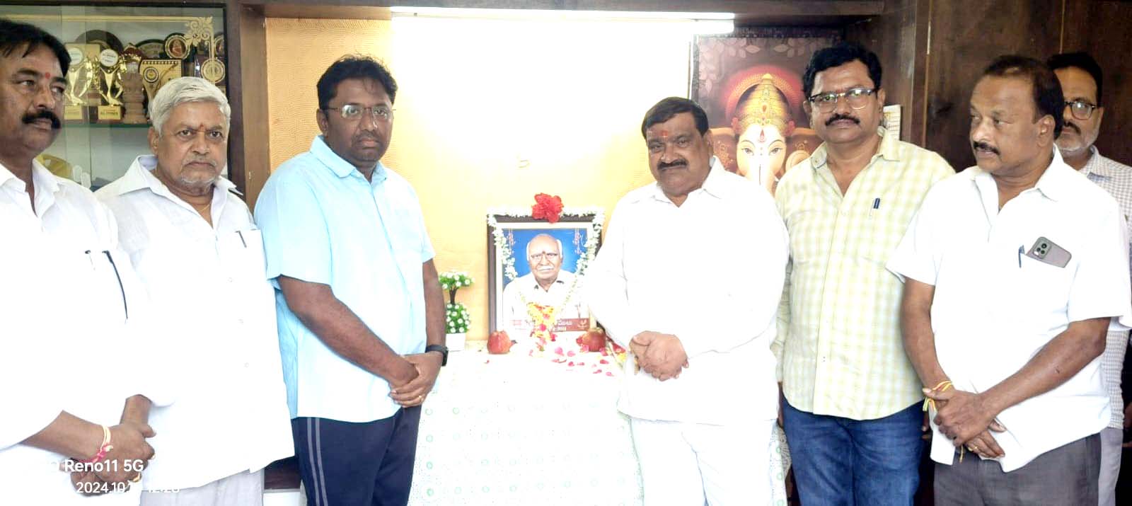 డా.జయప్రసాద్ కు మహేందర్ రెడ్డి పరామర్శ