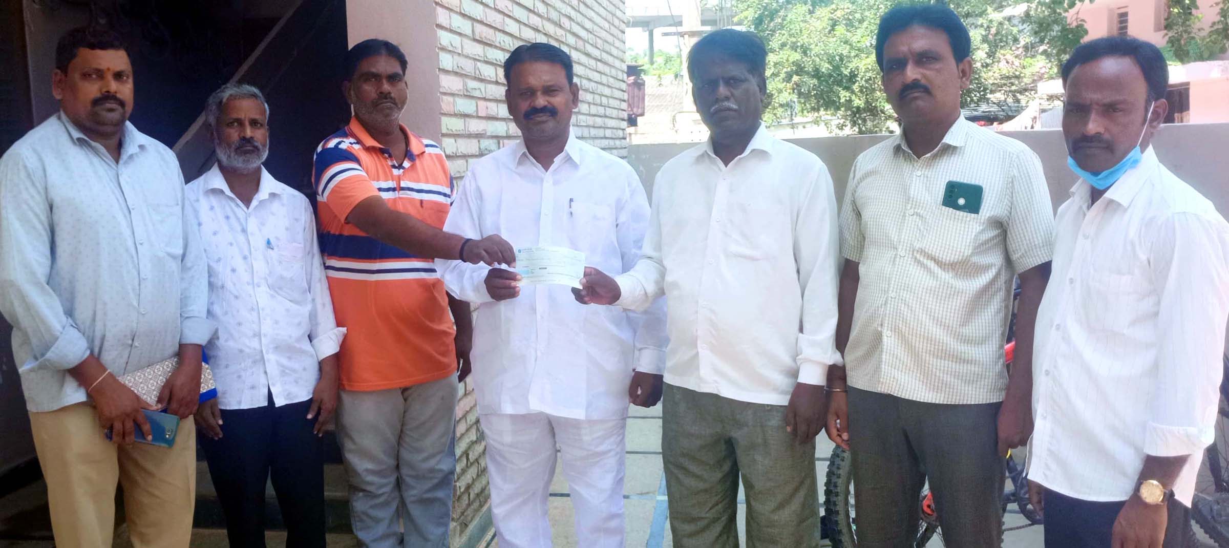 విఠల్ నాయక్ గొప్ప మనసు..!