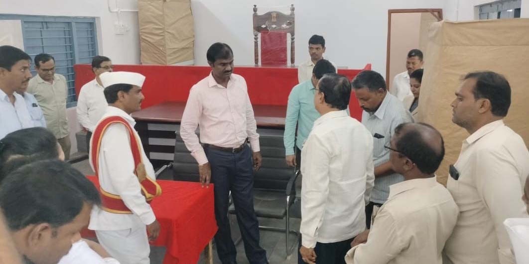 సబ్ కోర్టు ఏర్పాటుకు కృషి