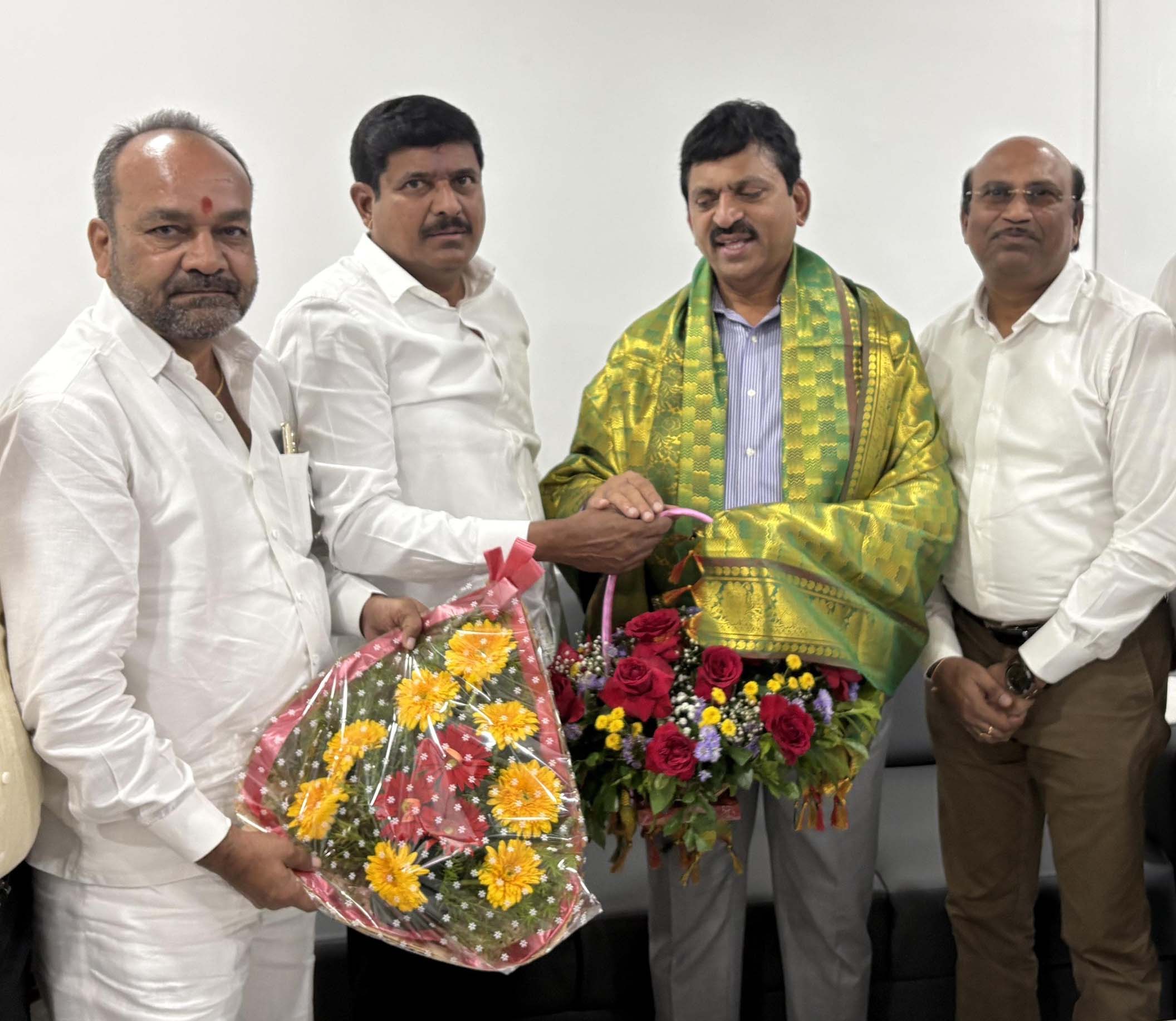 మంత్రి పొంగులేటికి ఎమ్మెల్యే శుభాకాంక్షలు