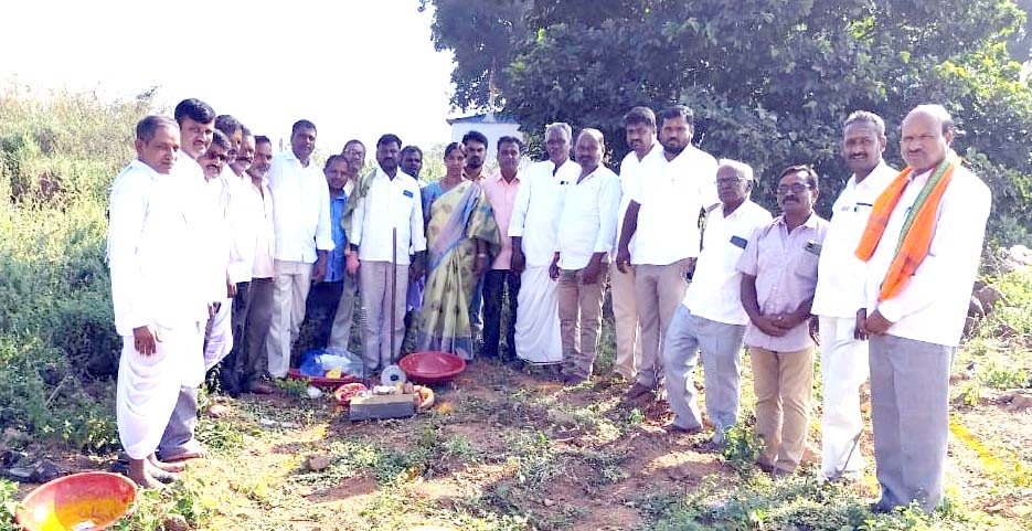 బీరప్ప స్వామి దేవాలయానికి భూమిపూజ