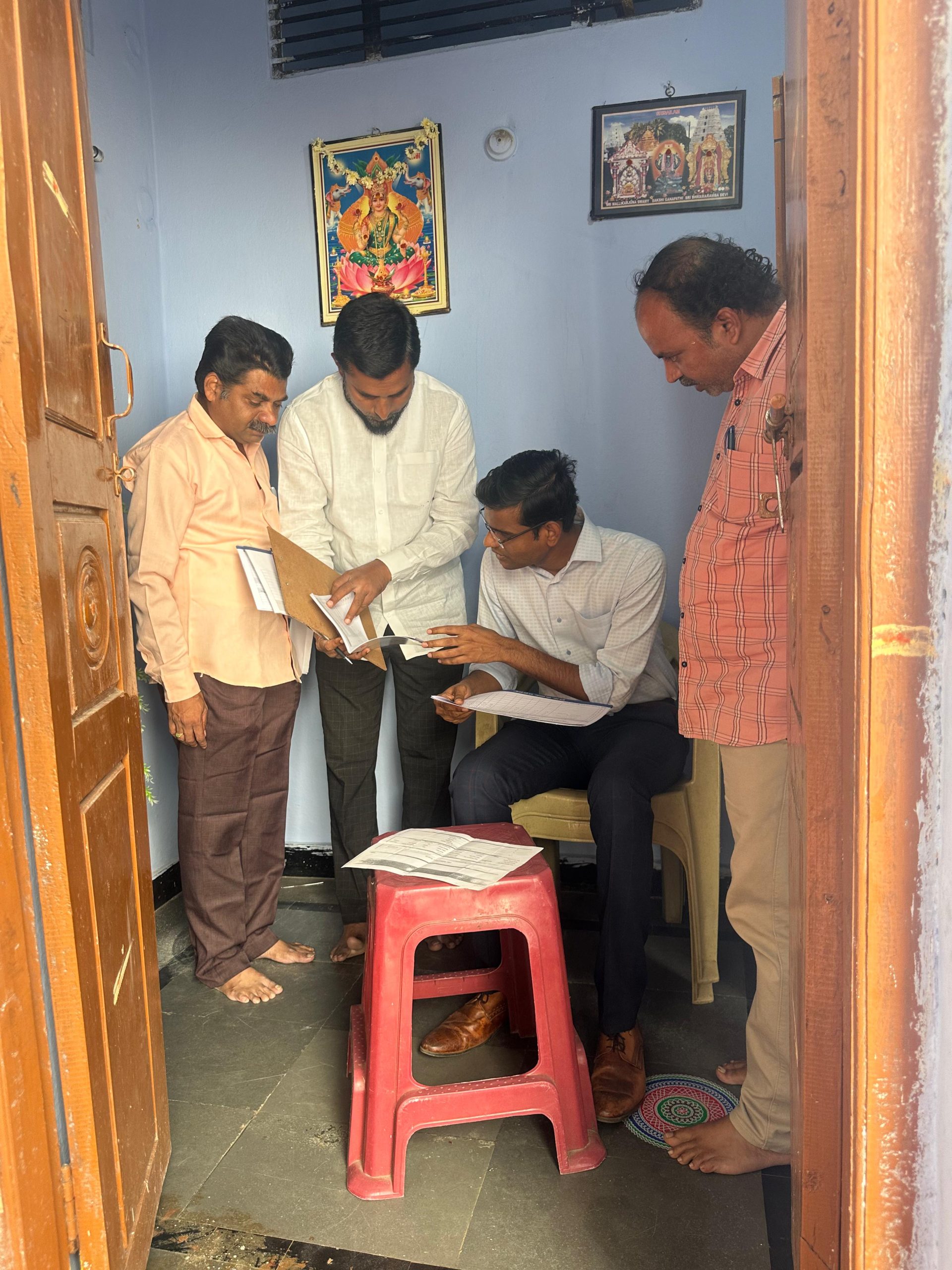 తప్పులు దొర్లకుండా సర్వే చేయాలి