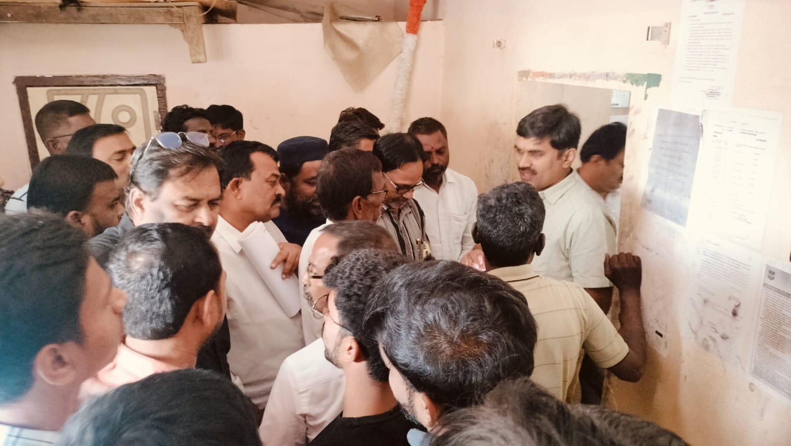 సారుతో.. బేజారు..!
