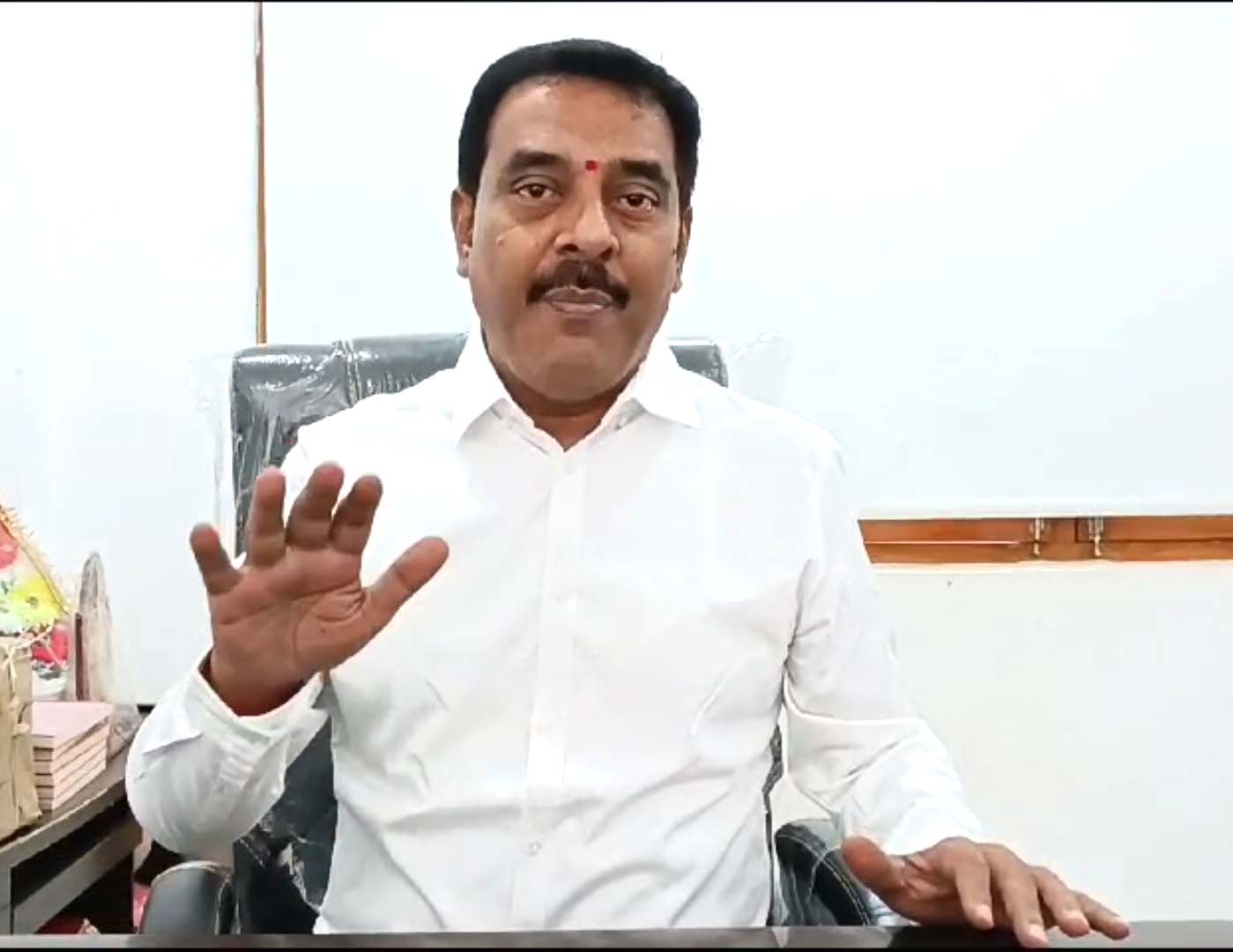 సర్వే.. సర్వం మోసం..!
