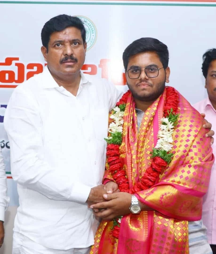 కాంగ్రెస్ సోషల్ మీడియా కోఆర్డినేటర్‌గా కచ్చి ఓవైస్