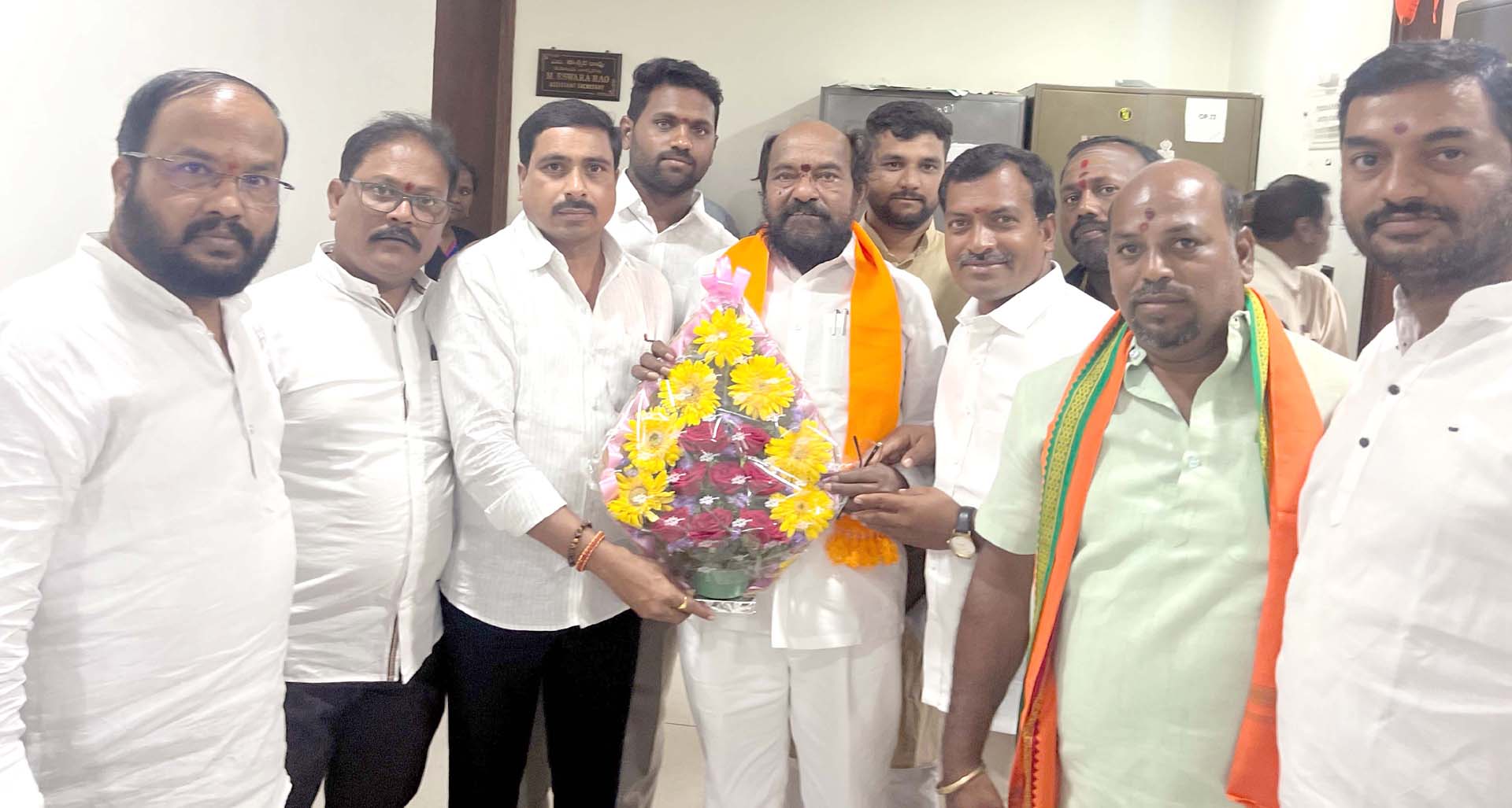 ఆర్. కృష్ణయ్య నాయకత్వంలో