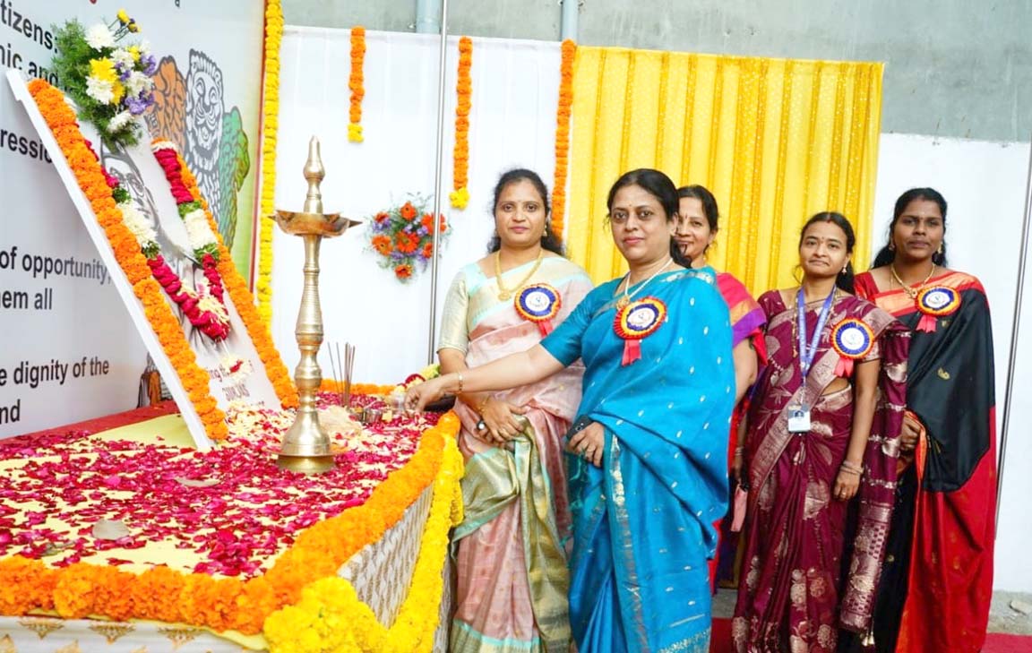 నేతాజీ స్పూర్తితో విద్యాబోధన