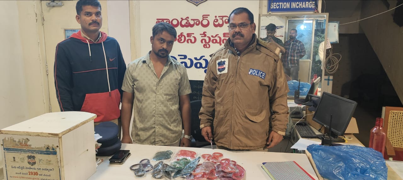 తాండూరులో చైనా మాంజా విక్రయాలు