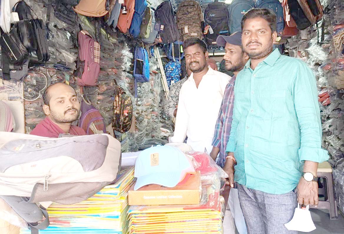 ట్రేడ్ లైసెన్సులు తప్పనిసరి
