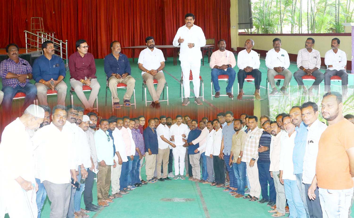 అర్హులైన జర్నలిస్టులకు ఇండ్లు, స్థలాలు..!