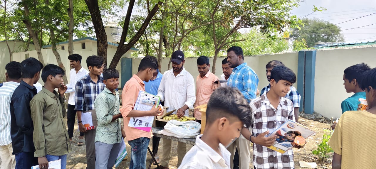 భళా.. మహేందరన్న యువసేన..!