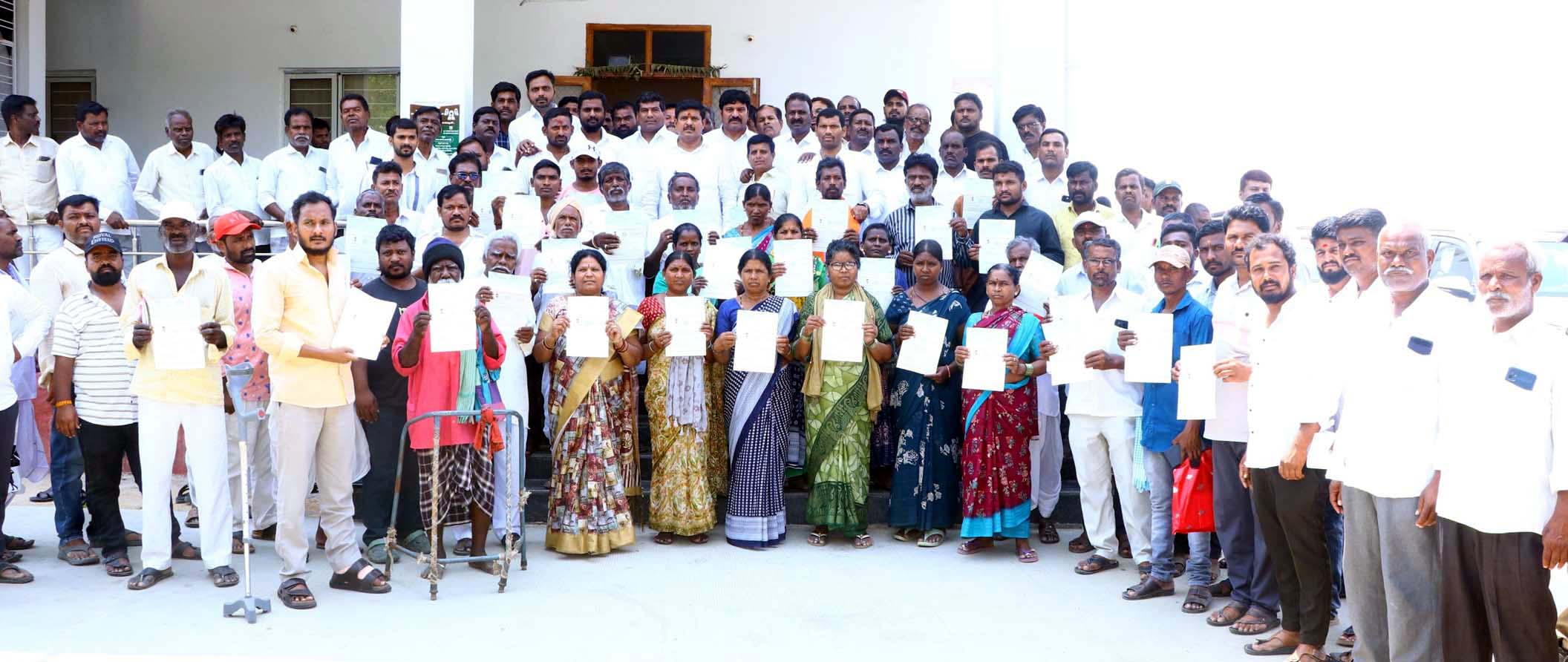 సీఎంఆర్ఎఫ్ పేదలకు వరం