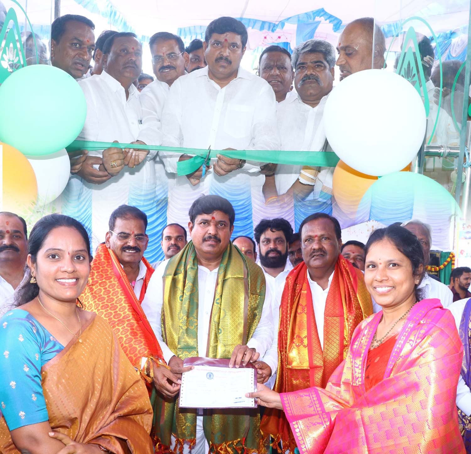 డీసీసీబీ బ్యాంకు సేవల విస్తరిస్తాం