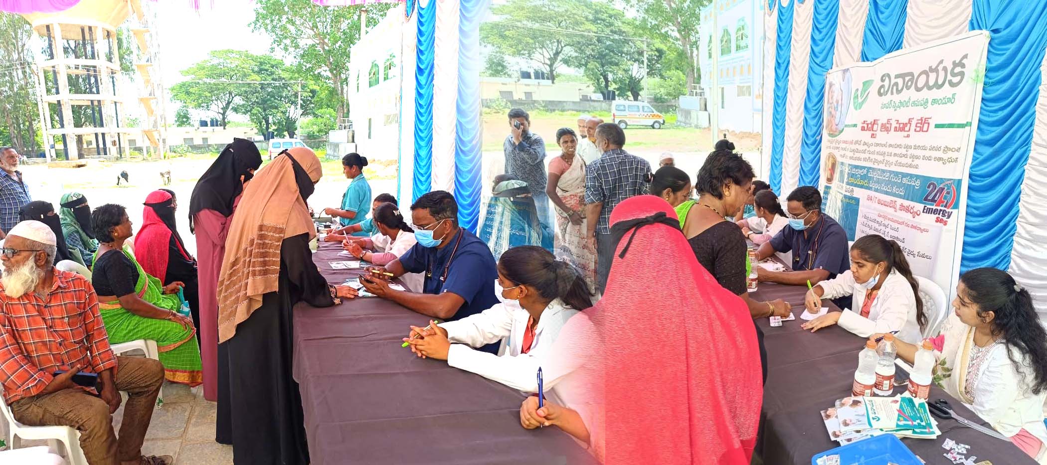 పేదల కోసమే వైద్య శిబిరాలు