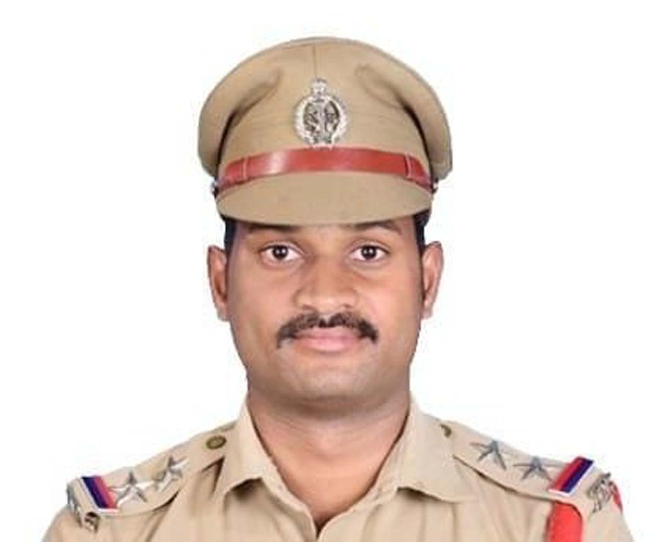 తాండూరు పట్టణ ఎస్ఐ రమేష్ బదిలీ