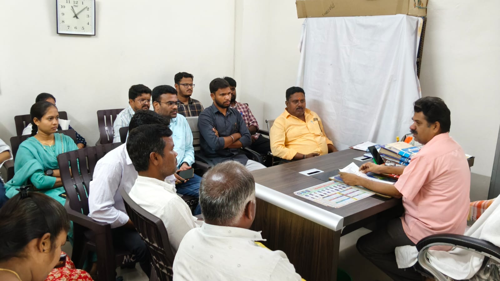 పకడ్బందీగా ఇందిరమ్మ ఇండ్ల జాబితా సర్వే