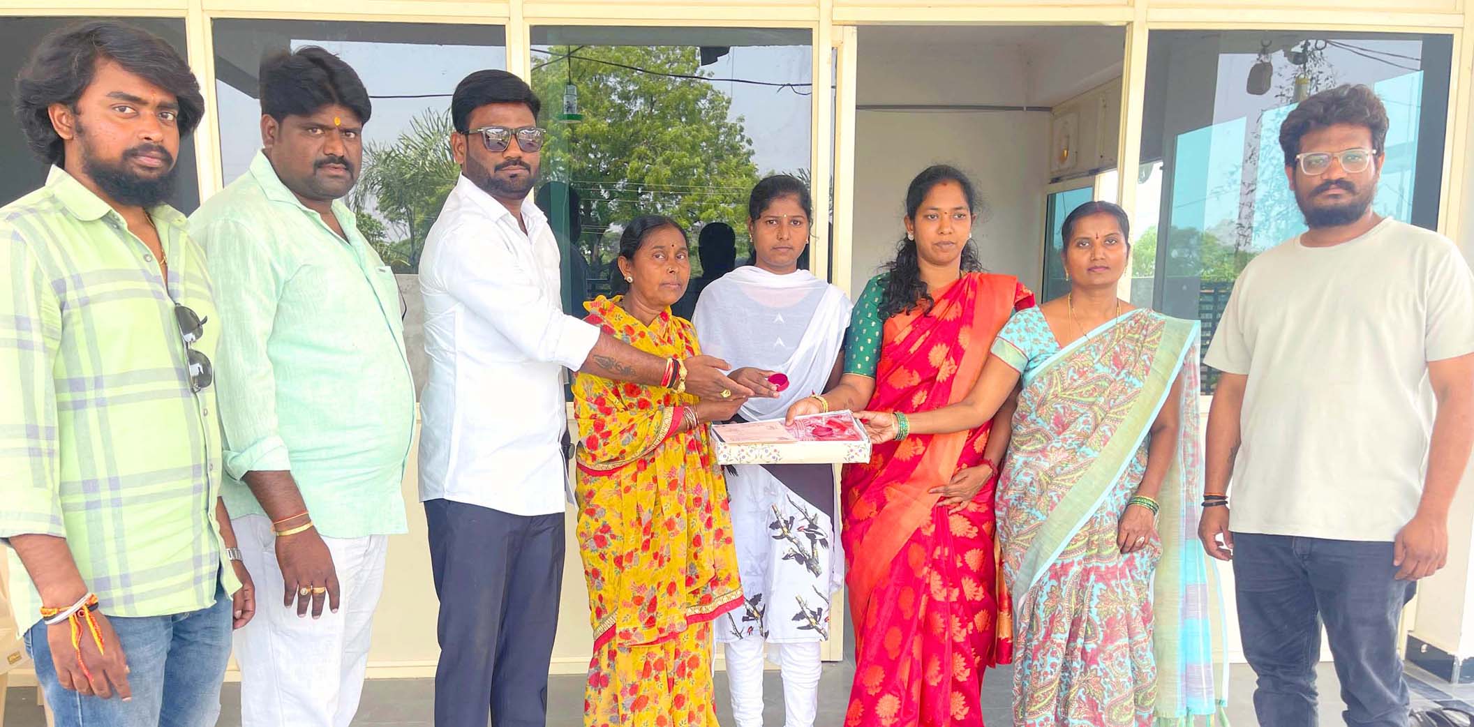 పేదింటి పెళ్లికి ఐవీఎఫ్.. చేయూత..!