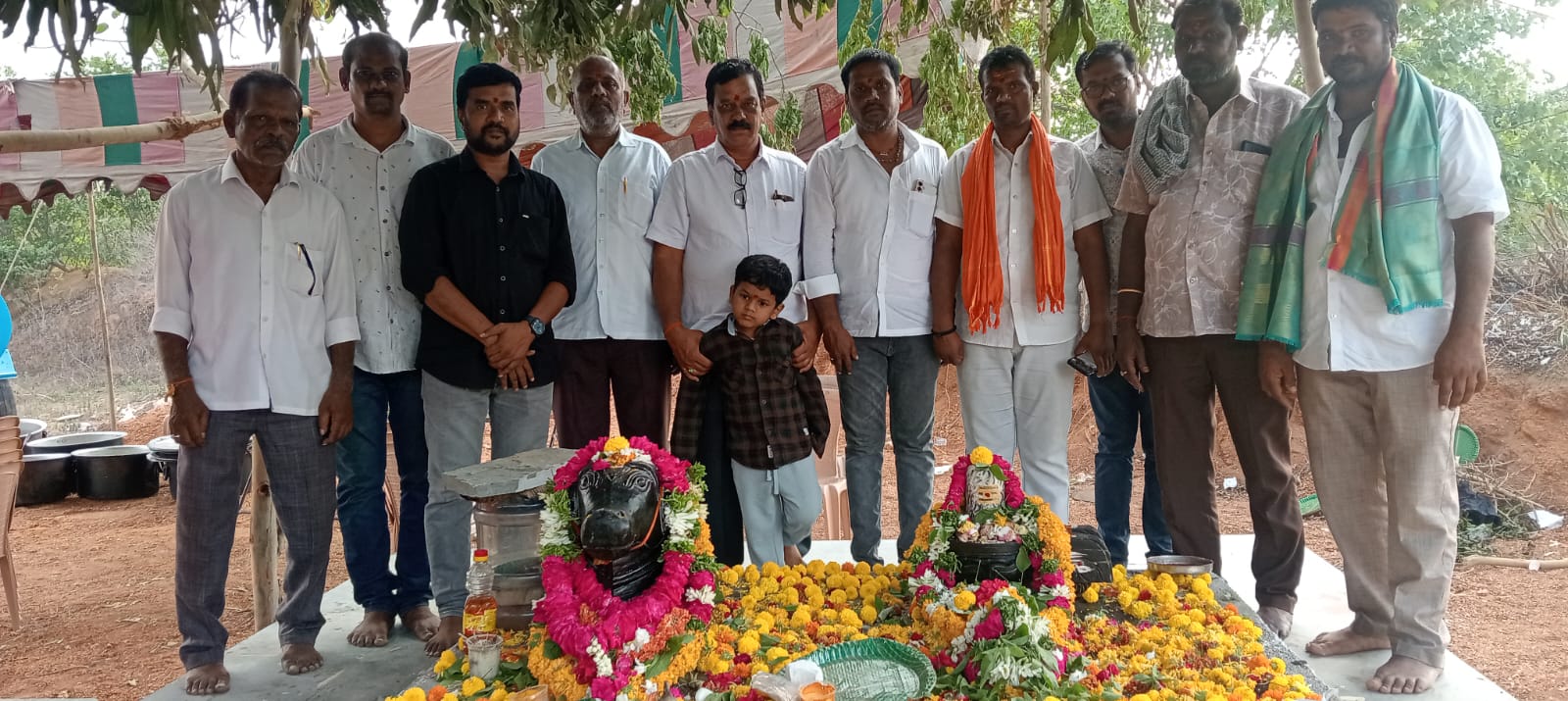 భక్తిభావం అలవర్చుకోవాలి
