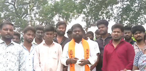 యువకుడిపై దాడికి పాల్పడడం దుర్మార్గం..!