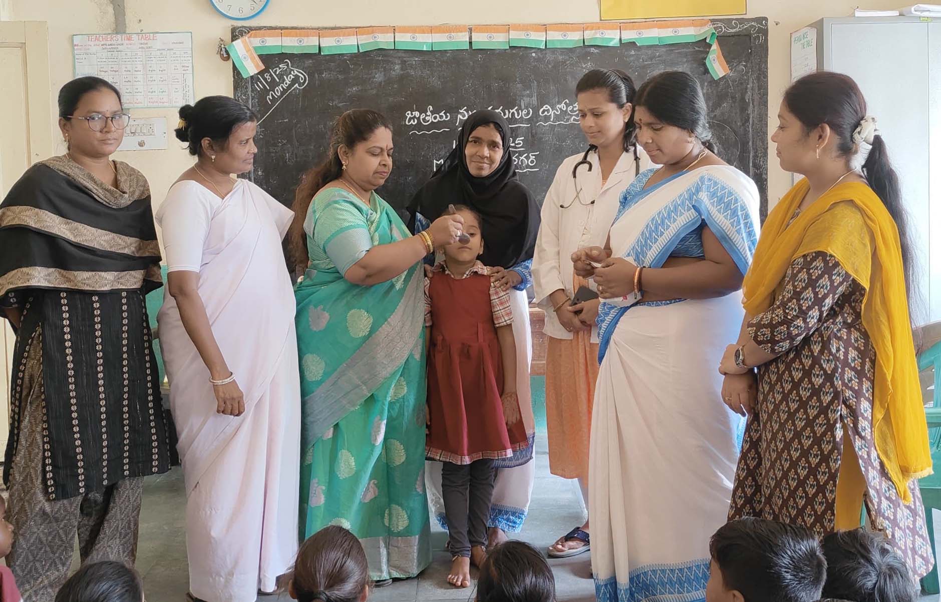 చిన్నారుల ఆరోగ్య రక్షణ అందరి బాధ్యత